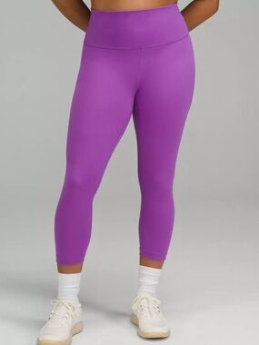 Lululemon Wunder Train High-Rise Crop 23" Size 6